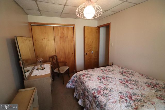 17 CENTER ST, Lansford, PA 18232