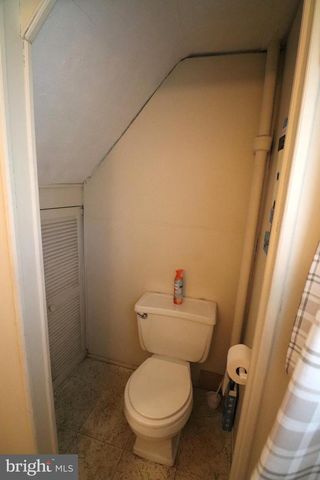 17 CENTER ST, Lansford, PA 18232