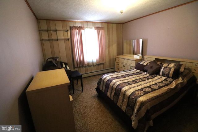 17 CENTER ST, Lansford, PA 18232
