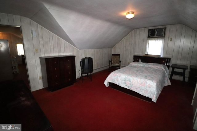 17 CENTER ST, Lansford, PA 18232