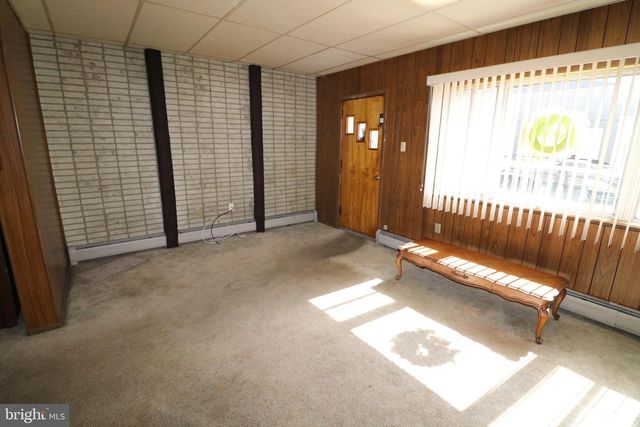 17 CENTER ST, Lansford, PA 18232