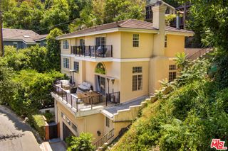 3827 Berry Drive, Studio City, CA 91604
