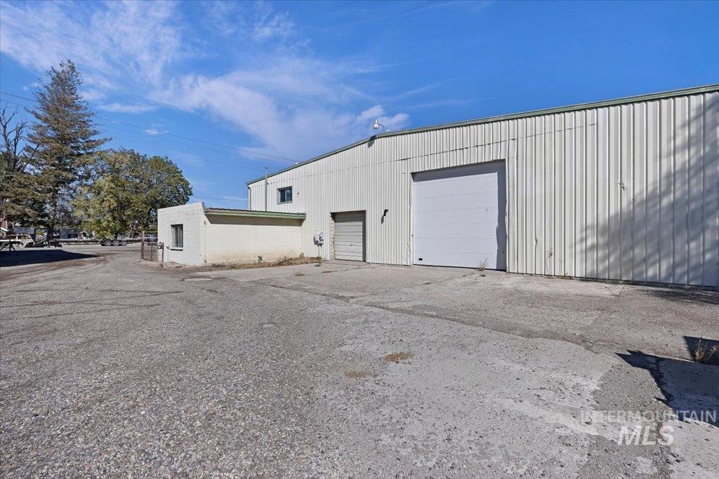 202 Read Ave, Rupert, ID 83350 photo 3