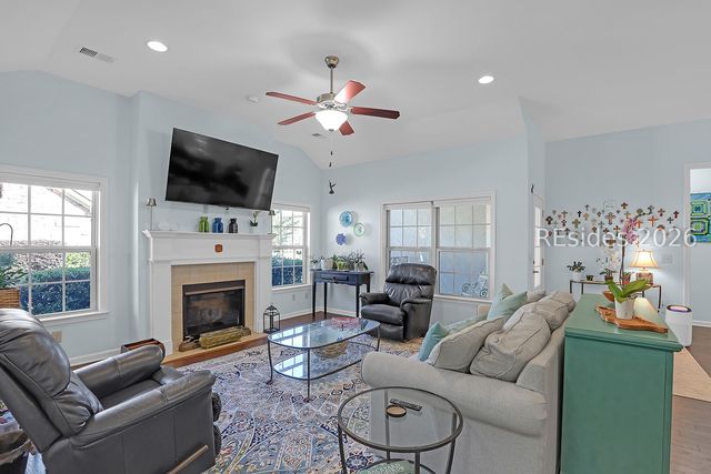 910 Abbey Glen Way 910, Hardeeville, SC 29927