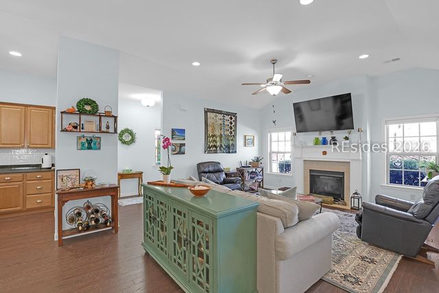 910 Abbey Glen Way 910, Hardeeville, SC 29927