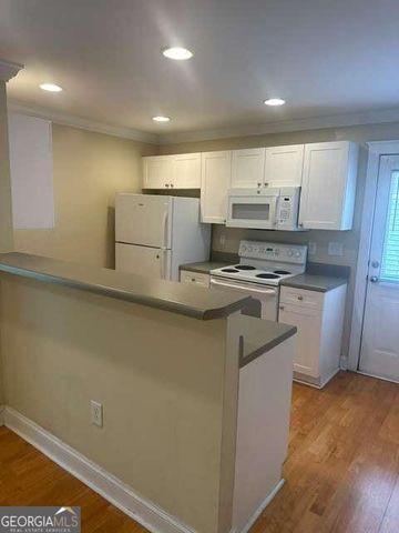 490 Barnett Shoals Road 101, Athens, GA 30605