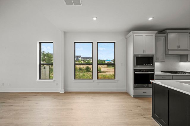 1149 Flying Cloud TRL, Georgetown, TX 78628