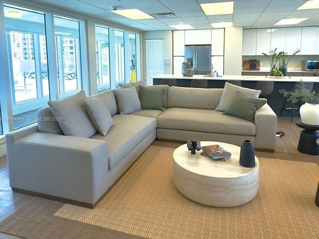 321 NE 26th 703, Miami, FL 33137