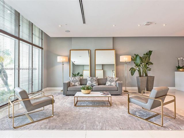 321 NE 26th 703, Miami, FL 33137