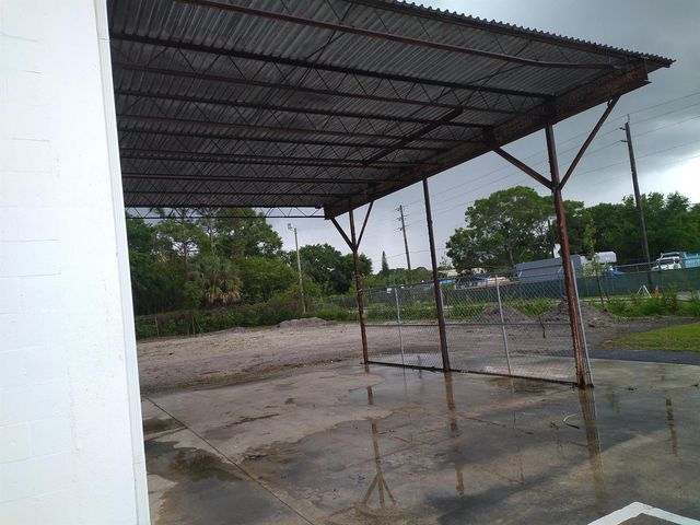 3625 Metzger Road, Fort Pierce, FL 34947