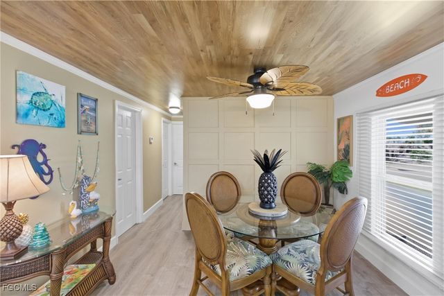 5517 Sir Walter WAY, North Fort Myers, FL 33917