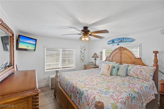 5517 Sir Walter WAY, North Fort Myers, FL 33917