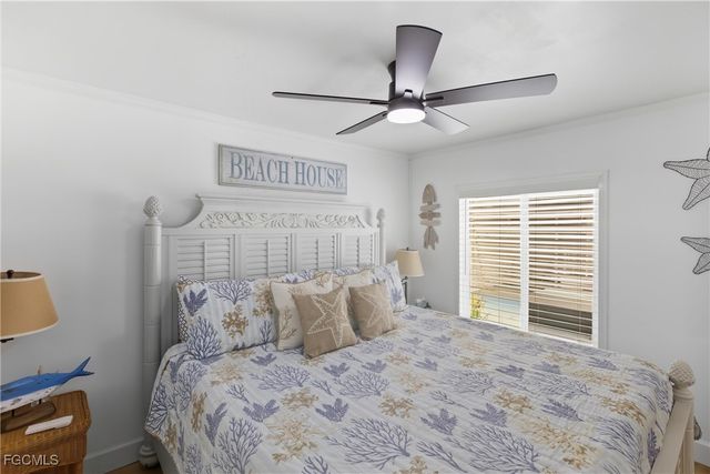 5517 Sir Walter WAY, North Fort Myers, FL 33917