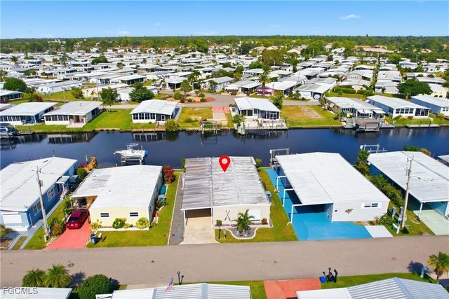 5517 Sir Walter WAY, North Fort Myers, FL 33917