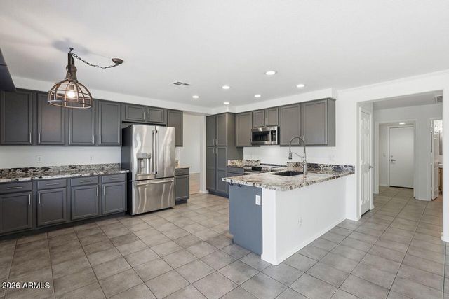 4626 E SUMMERHAVEN Drive, Phoenix, AZ 85044