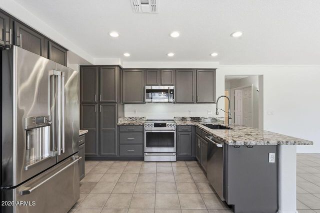 4626 E SUMMERHAVEN Drive, Phoenix, AZ 85044