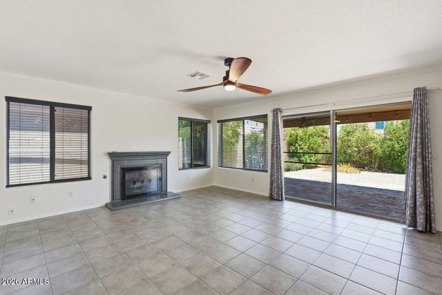 4626 E SUMMERHAVEN Drive, Phoenix, AZ 85044
