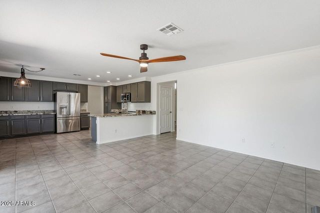 4626 E SUMMERHAVEN Drive, Phoenix, AZ 85044