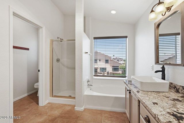 4626 E SUMMERHAVEN Drive, Phoenix, AZ 85044