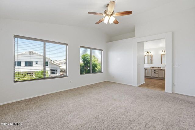 4626 E SUMMERHAVEN Drive, Phoenix, AZ 85044