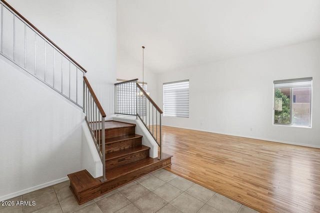 4626 E SUMMERHAVEN Drive, Phoenix, AZ 85044
