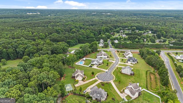 1540 Summerfield Lane, Bogart, GA 30622