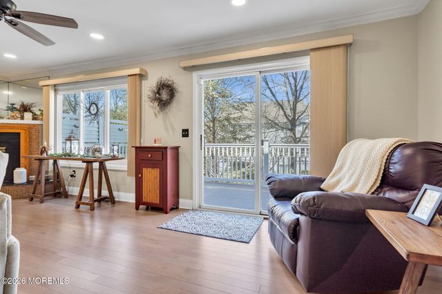 172 Impatiens Court, Toms River, NJ 08753