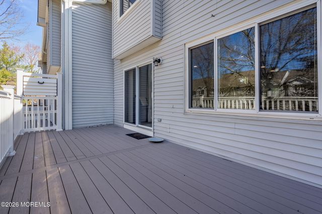 172 Impatiens Court, Toms River, NJ 08753