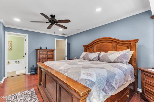 172 Impatiens Court, Toms River, NJ 08753