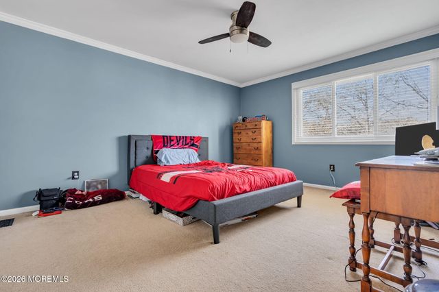 172 Impatiens Court, Toms River, NJ 08753