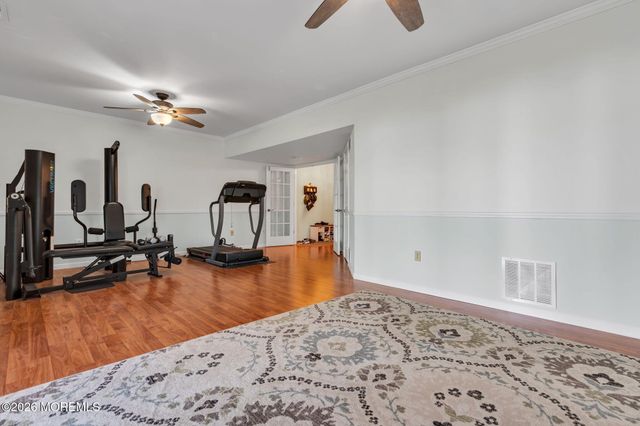 172 Impatiens Court, Toms River, NJ 08753