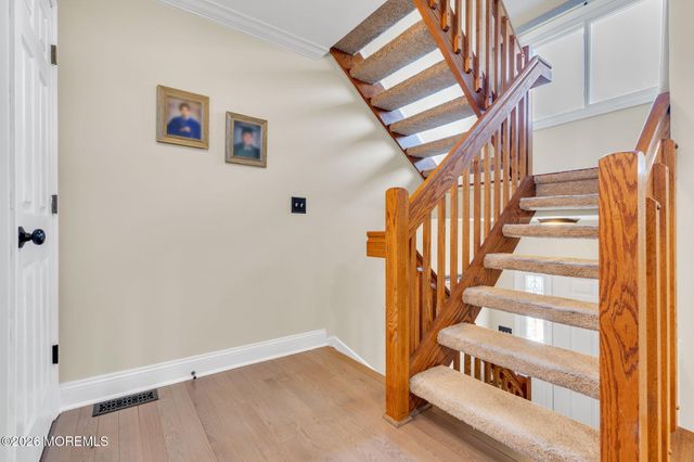 172 Impatiens Court, Toms River, NJ 08753