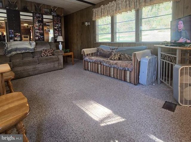 10197 SHINABROOK RD, Upperstrasburg, PA 17265