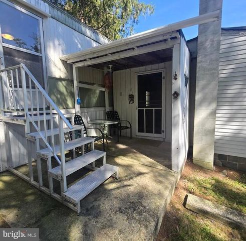 10197 SHINABROOK RD, Upperstrasburg, PA 17265