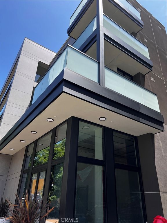 178 S Euclid 211, Pasadena, CA 91101