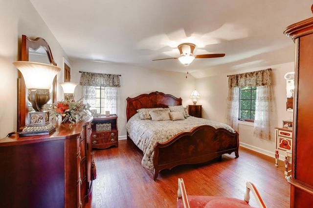 623 S Arlington Heights Road, Arlington Heights, IL 60005