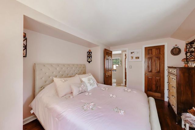 623 S Arlington Heights Road, Arlington Heights, IL 60005