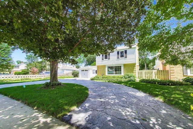 623 S Arlington Heights Road, Arlington Heights, IL 60005