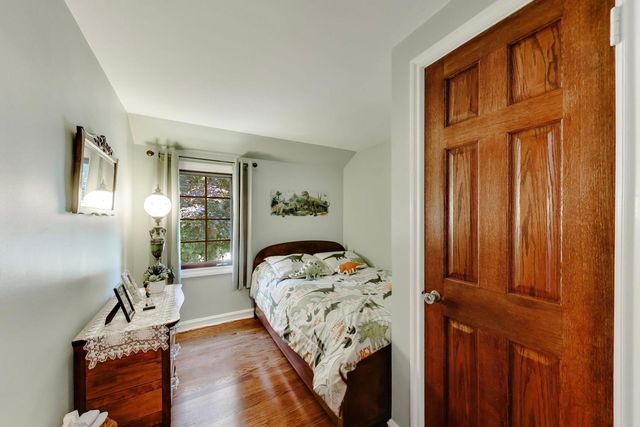 623 S Arlington Heights Road, Arlington Heights, IL 60005
