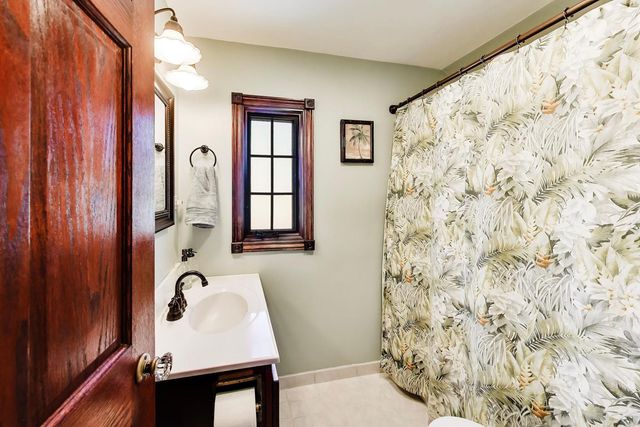 623 S Arlington Heights Road, Arlington Heights, IL 60005