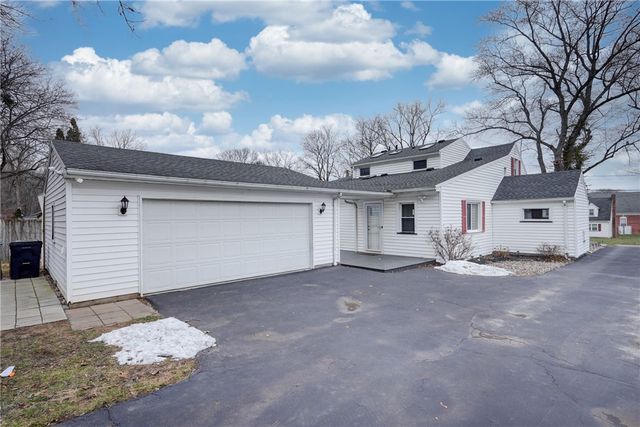 11 Cardinal Drive, Chili, NY 14624