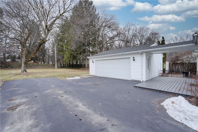 11 Cardinal Drive, Chili, NY 14624