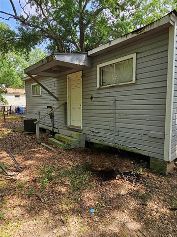 437 W 75th Street, Shreveport, LA 71106