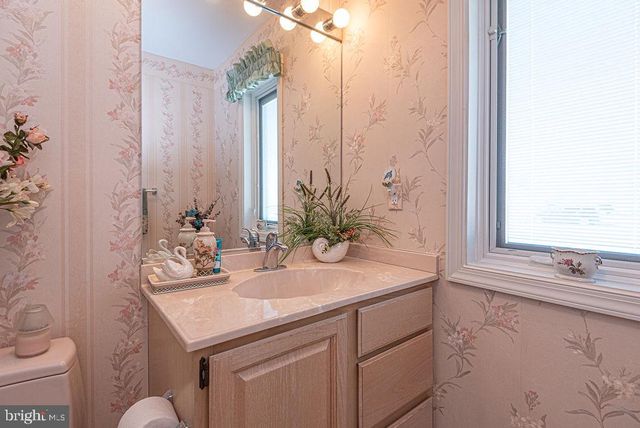 7 LESLIE MEWS, Ocean Pines, MD 21811