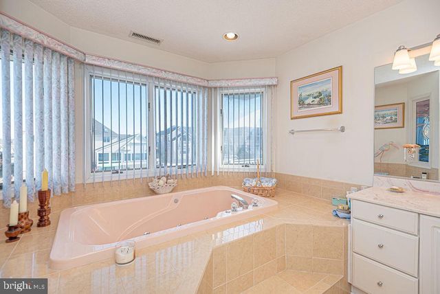 7 LESLIE MEWS, Ocean Pines, MD 21811