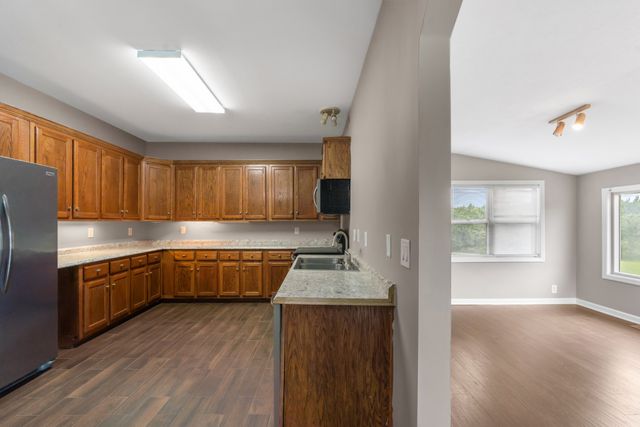 4602 Washington Rd, Greenbrier, TN 37073
