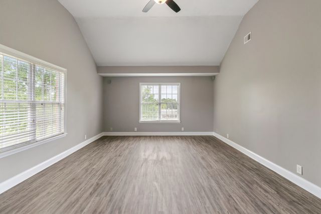 4602 Washington Rd, Greenbrier, TN 37073
