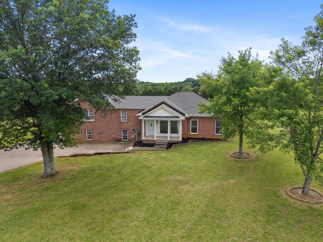 4602 Washington Rd, Greenbrier, TN 37073