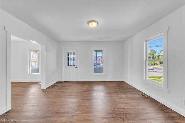 433 E 156th Street, Cleveland, OH 44110