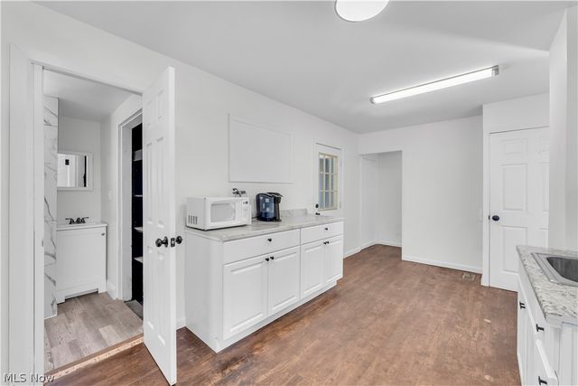 433 E 156th Street, Cleveland, OH 44110